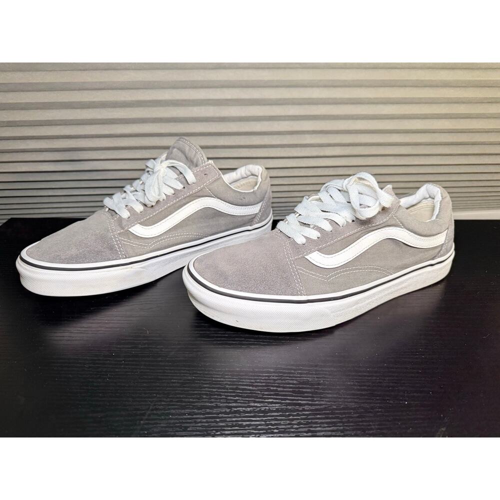 Vans Old Skool Gray White Suede Canvas Sneakers Men’s 8.5 Women’s 10 skate shoes